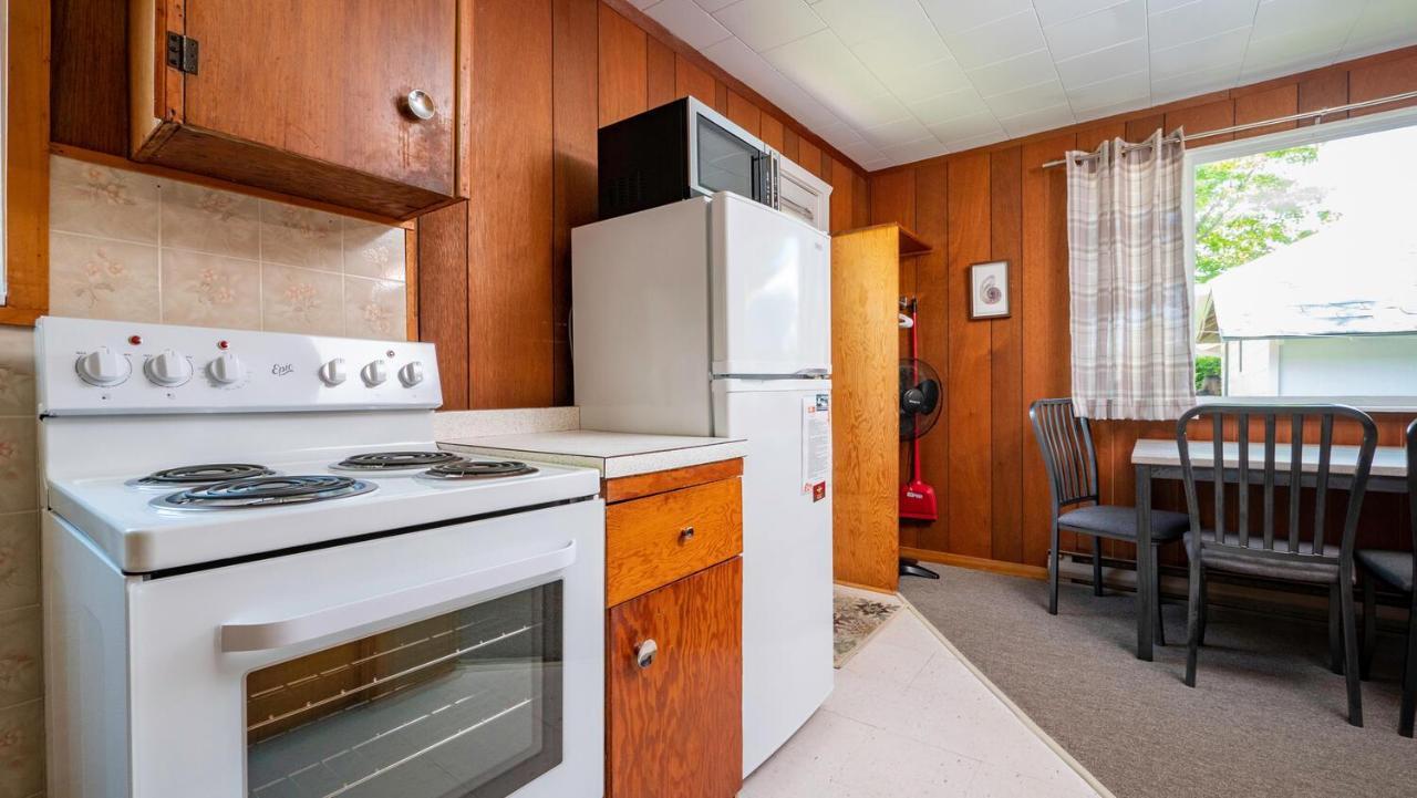 سوبل بيتش Bel Air Cottages And Motel المظهر الخارجي الصورة