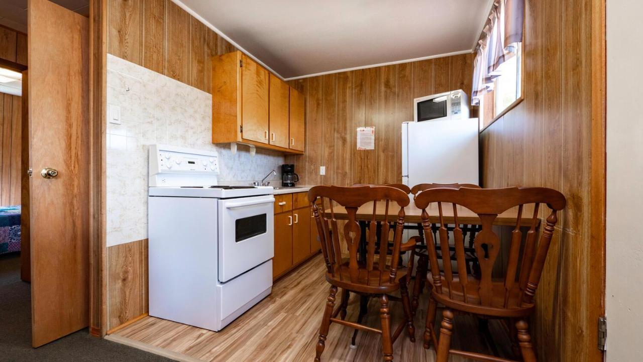 سوبل بيتش Bel Air Cottages And Motel المظهر الخارجي الصورة