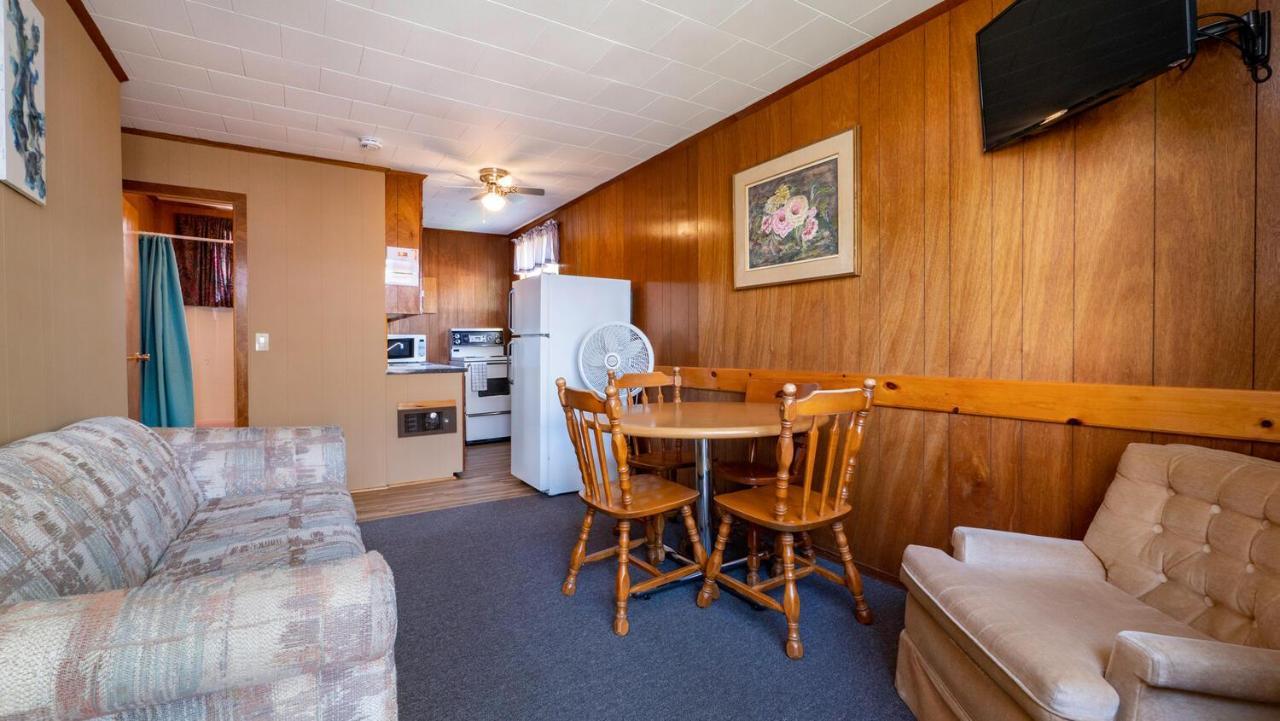 سوبل بيتش Bel Air Cottages And Motel المظهر الخارجي الصورة