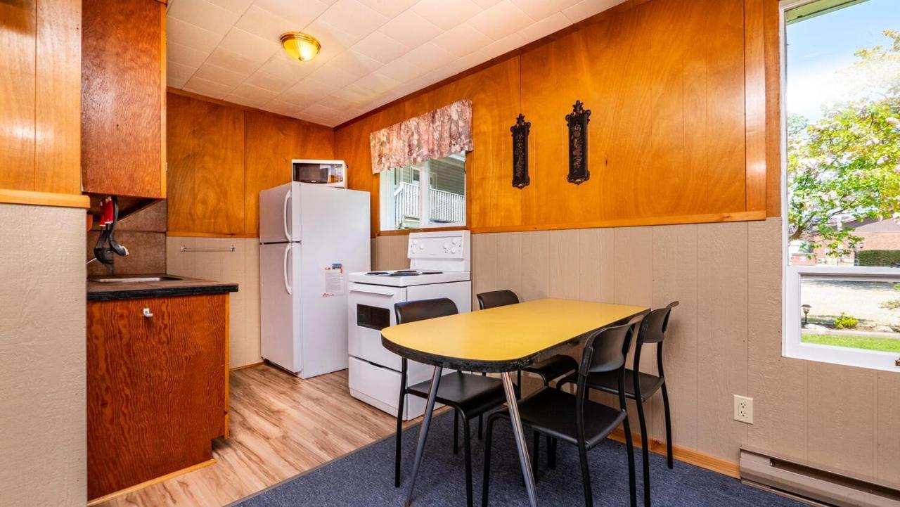 سوبل بيتش Bel Air Cottages And Motel المظهر الخارجي الصورة