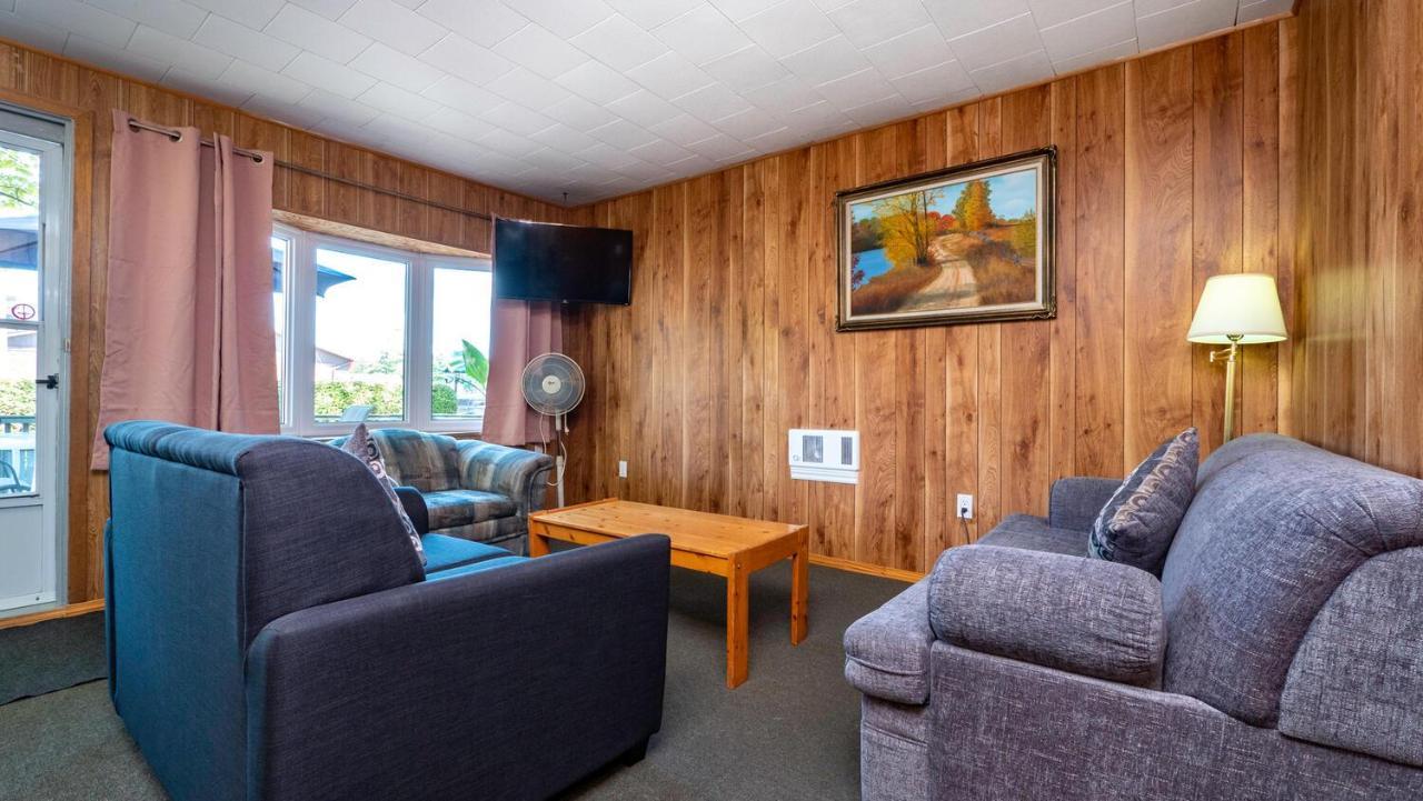 سوبل بيتش Bel Air Cottages And Motel المظهر الخارجي الصورة